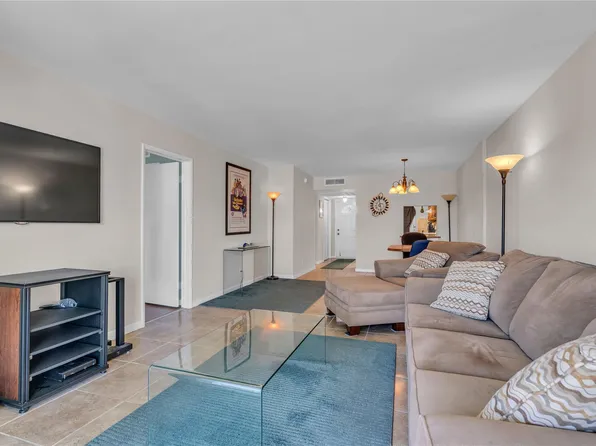 4500 N Federal Highway #319C, Lighthouse Point, FL 33064