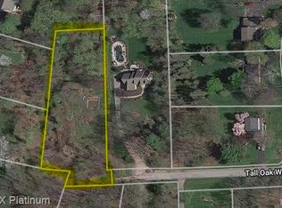 5911 Tall Oak Way, Brighton, MI