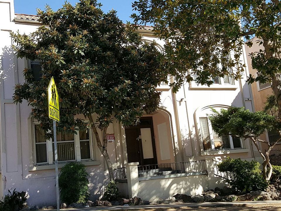 1st image of 1517 W 4th St #202A