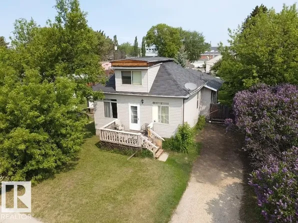 4612 47th Ave, Wetaskiwin, AB T9A 0J4