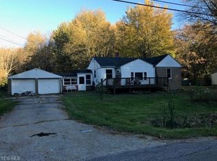 1056 Braceville Robinson Rd, Southington, OH 44470