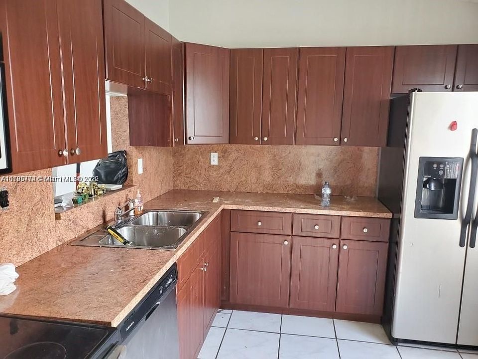 2nd image of 20405 NW 27th Ct #20405