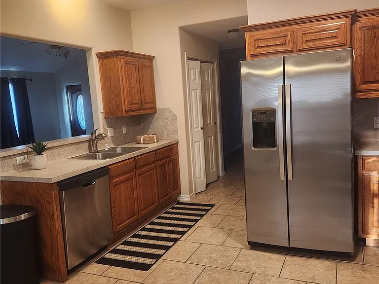 2012 Cottonwood Dr — Photo 7