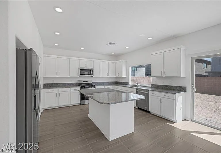 6533 Twin Brooks Ave — Photo 13