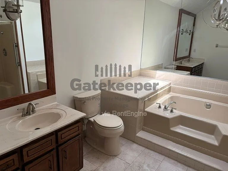 335 Fairfield Cir — Photo 11