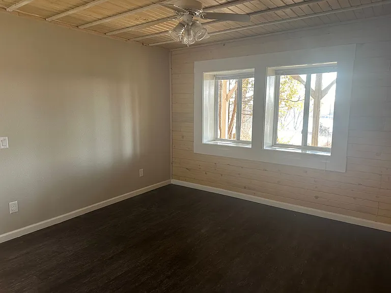 1810 Simula Ln — Photo 11