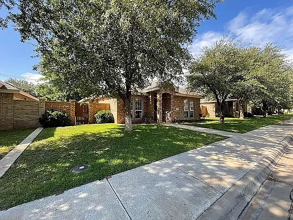 3201 Southridge Ct — Photo 29