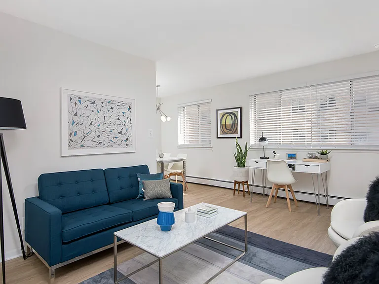 455 W. Wellington — Photo 10