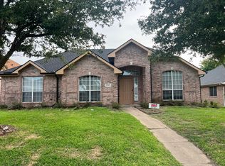 1906 Woodglen Dr, Mesquite, TX 75149