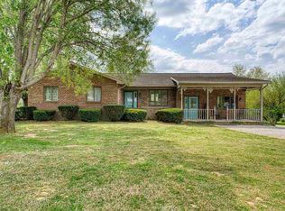 1899 W Kelly Rd, Boonville, IN 47601