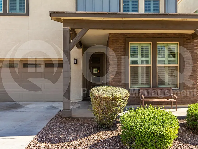 1151 S Jay St — Photo 32