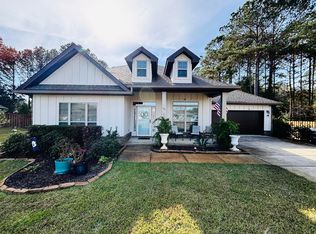 14 Lullaby Ln, Freeport, FL 32439