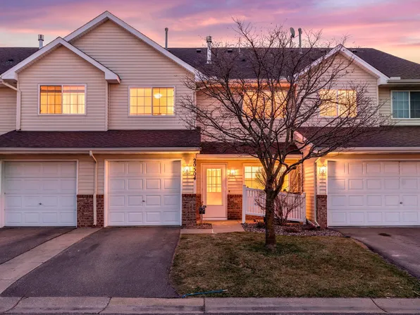 20504 Erin Ct Unit 3, Farmington, MN 55024