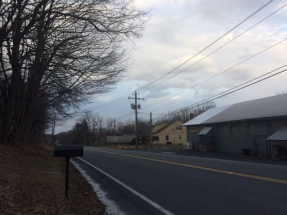 4th image of 843 Pulaski Hwy