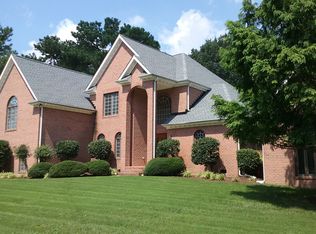 1204 Masters Row, Chesapeake, VA 23320