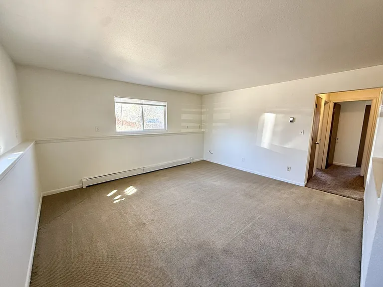 511 Peterson Dr — Photo 5
