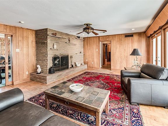 4th image of 3515 S Braeswood Blvd
