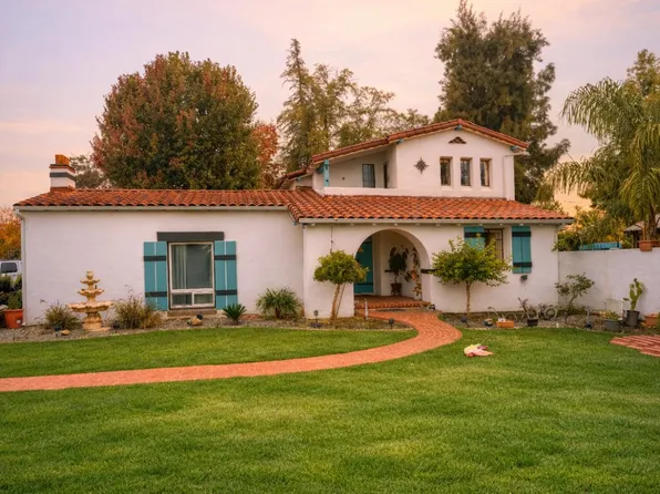 2002 Merced St, Selma, CA 93662