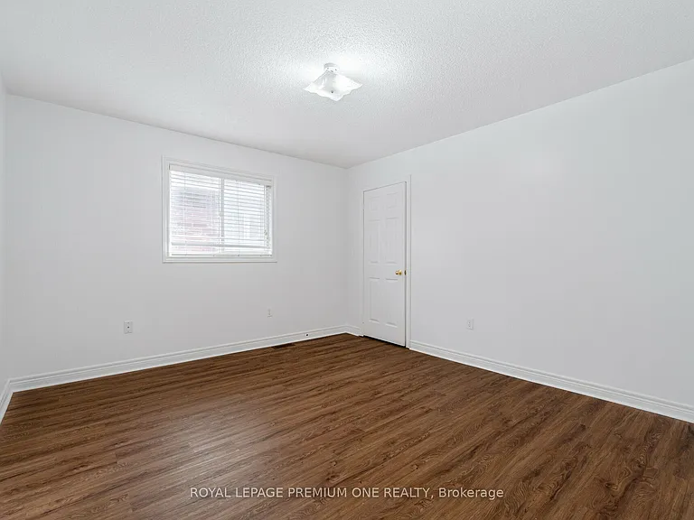 48 Devonwood Dr — Photo 33