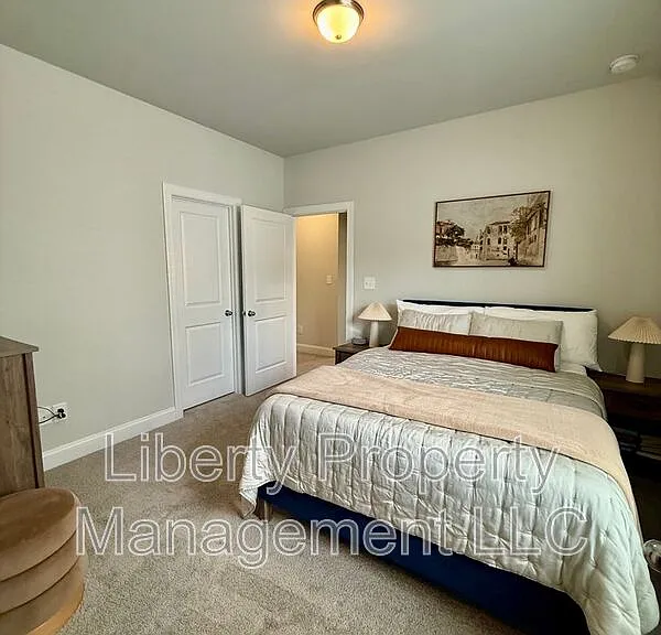 144 Kensington Dr — Photo 20