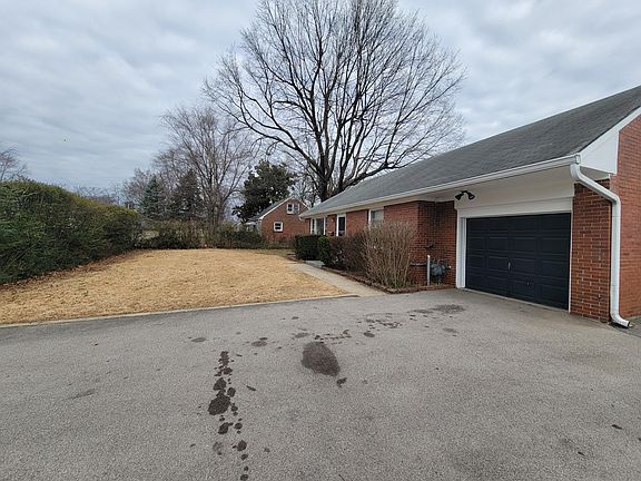 5th image of 1455 Townley Dr