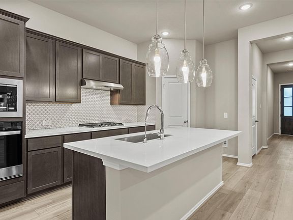 5th image of 9624 Mount Brewer Ln