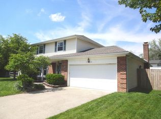 7020 Roundelay Rd N, Reynoldsburg, OH 43068