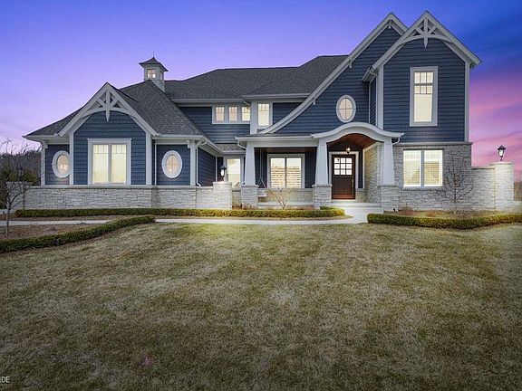 2nd image of 3363 Grantham Ct