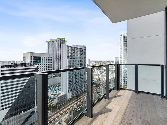 4th image of 88 SW 7th St APT 2104