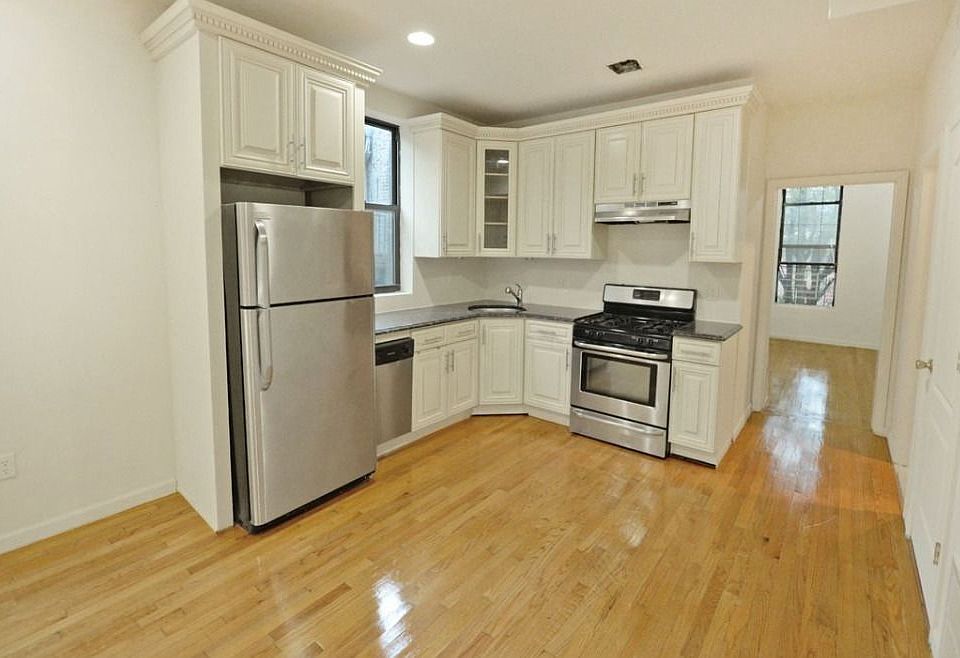 1st image of 203 E 116th St APT 4