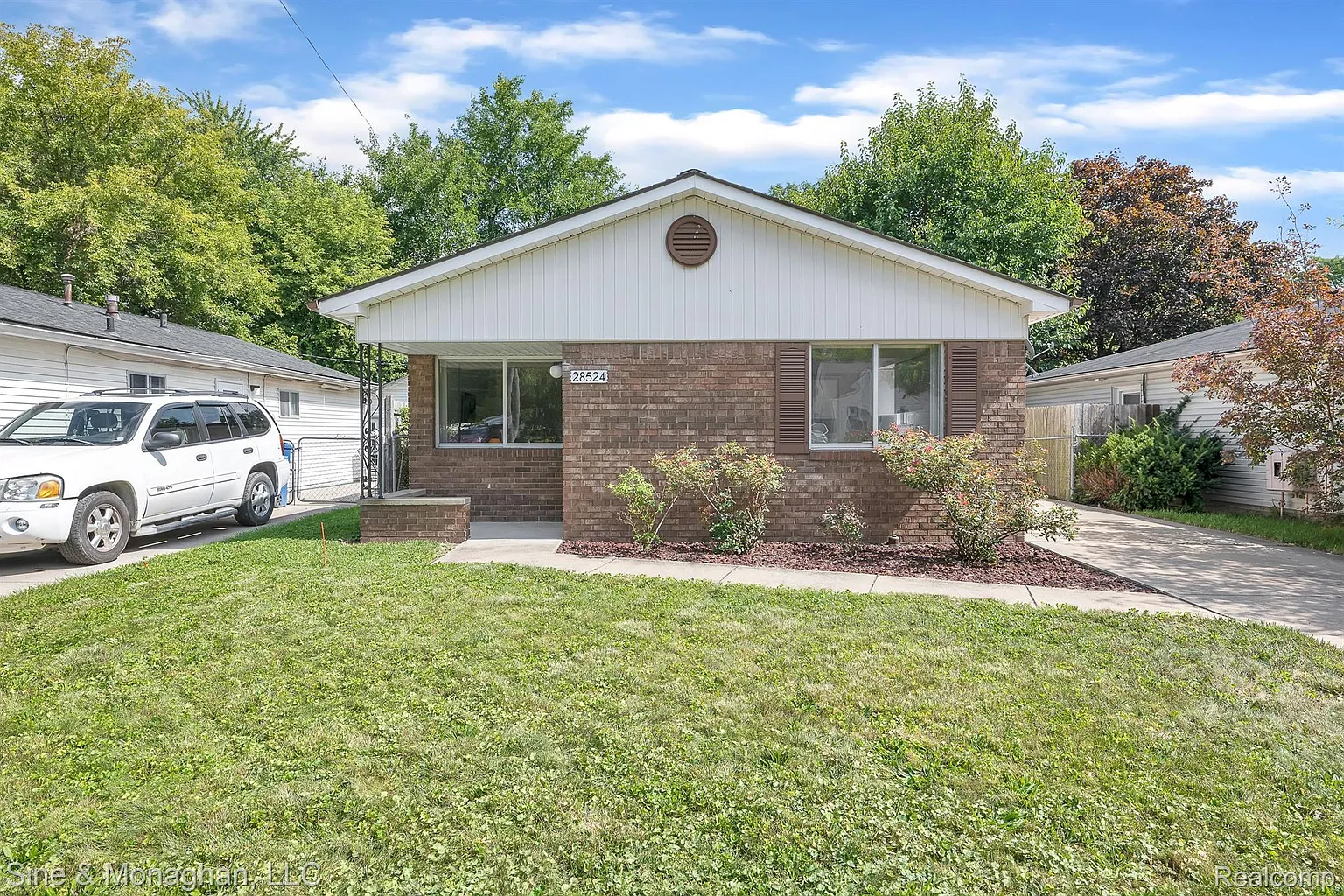 28524 Wexford Dr photo 1
