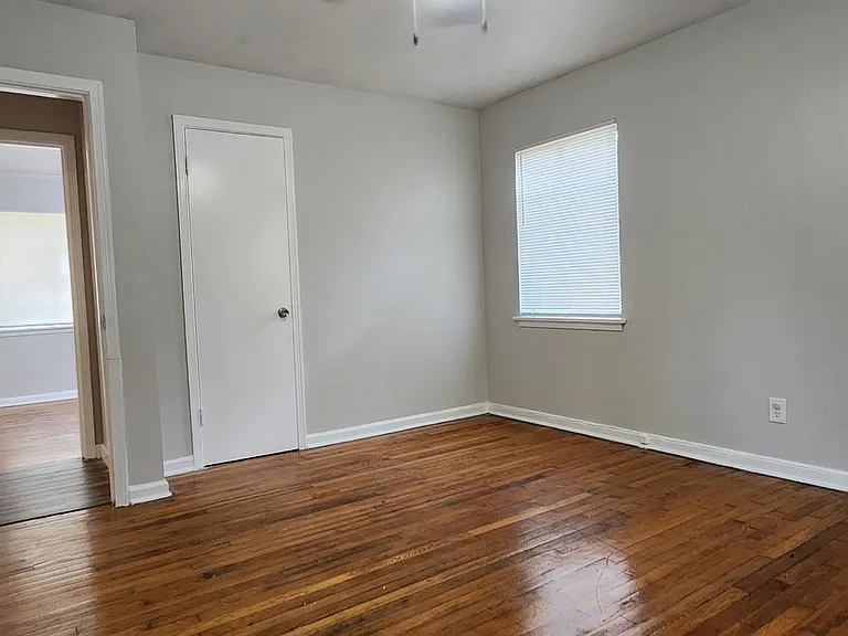 1124 Wright St — Photo 18