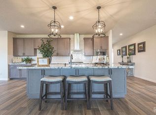 7323 Crown Heights St, Bakersfield, CA 93311