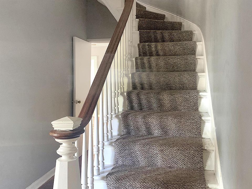 1st image of 731 Turner Ave NW #1