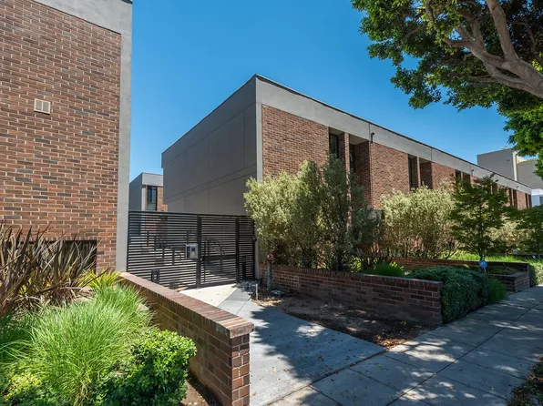 9301 Burton Way APT B, Beverly Hills, CA 90210