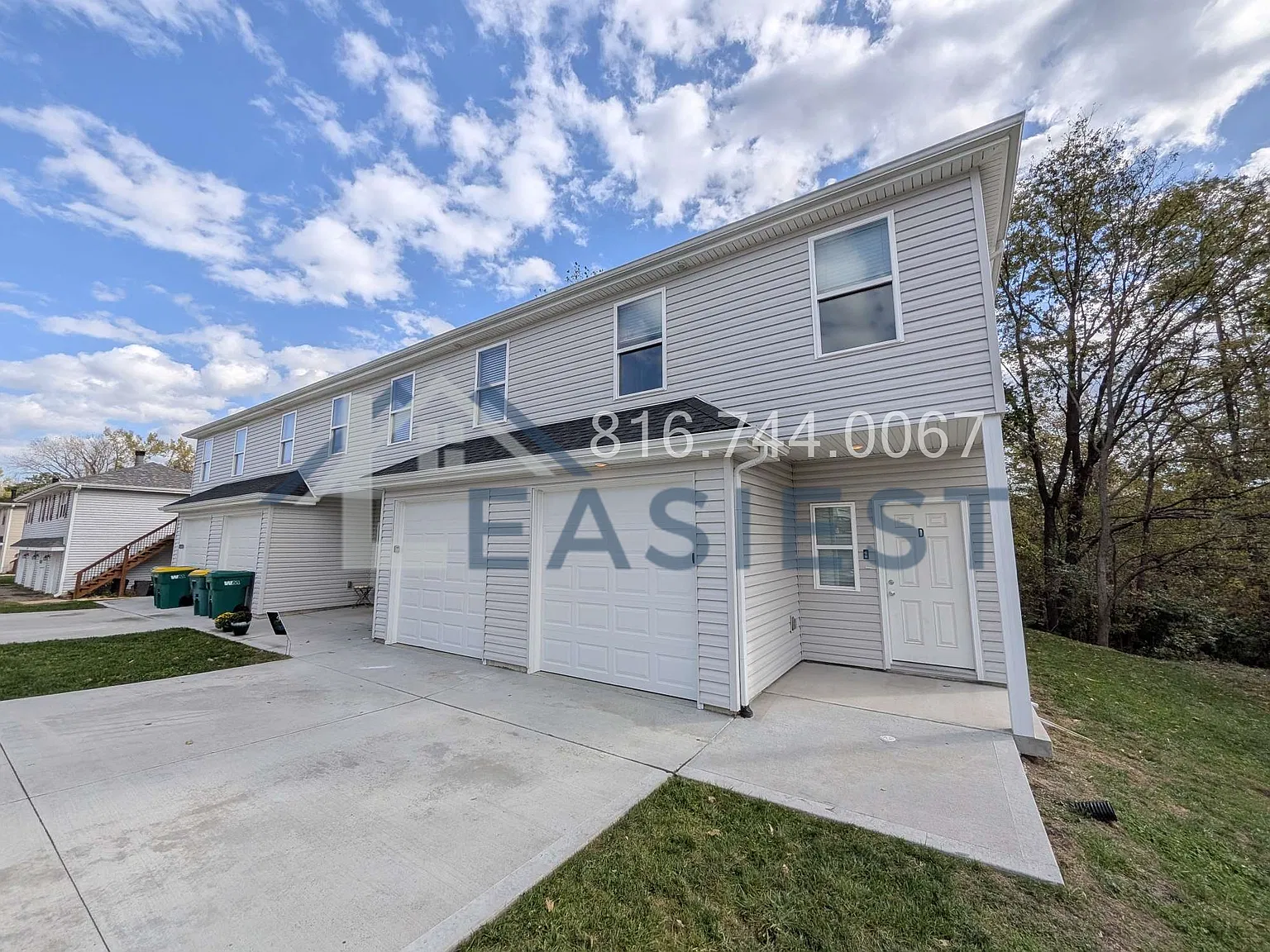 3 bed, 2.5 bath, 1400 sqft, $1,700 — Photo 1