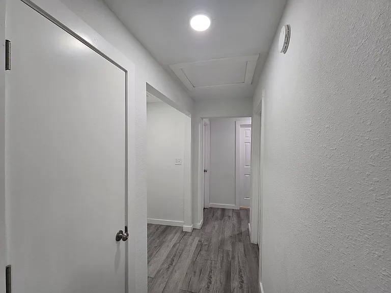 202 Marston Ave — Photo 10