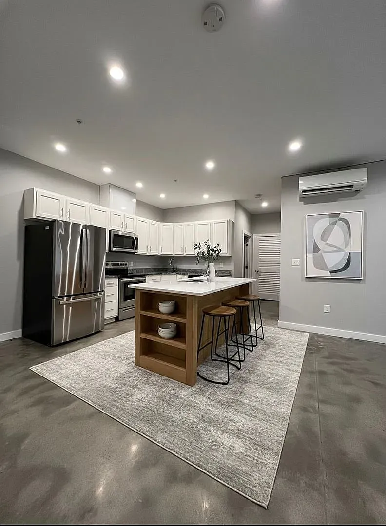 2 bed, 1116 sqft, $2,150 — Photo 4