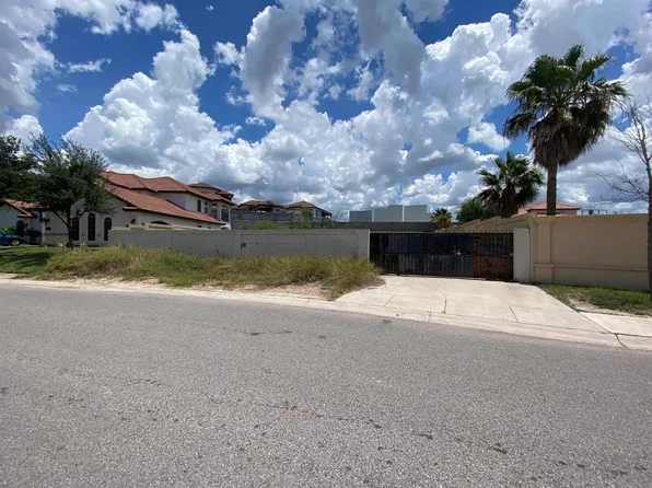 229 Lake Powell Dr, Laredo, TX 78041