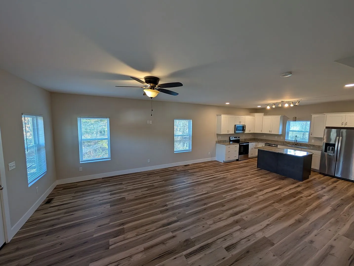 Swannanoa Rental — Photo 4