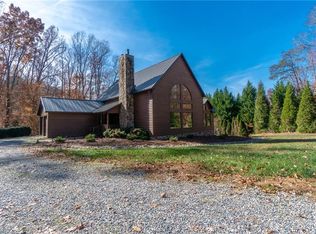 359 Punkin Ridge Ln, Winston Salem, NC 27107