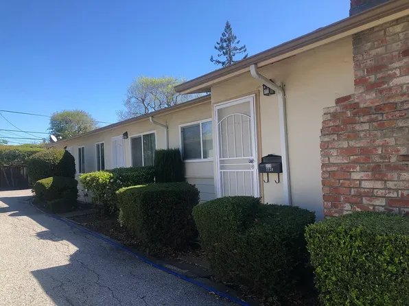 3141 Alma St, Palo Alto, CA 94306