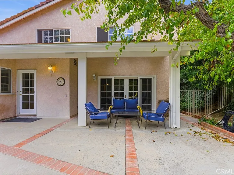 19511 Rosita St — Photo 49