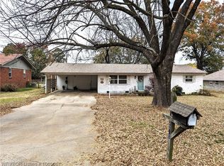 2220 S 65th St, Fort Smith, AR 72903