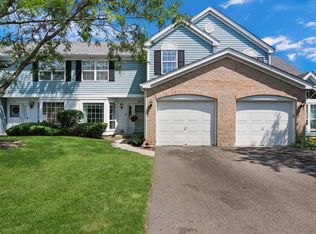 93 Bristol Ct, Gurnee, IL 60031