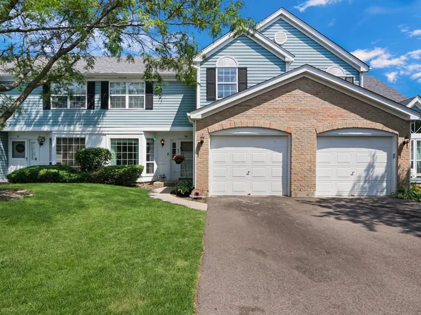 93 Bristol Ct, Gurnee, IL 60031