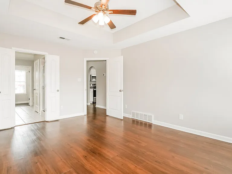 10115 Cross Valley Dr — Photo 7