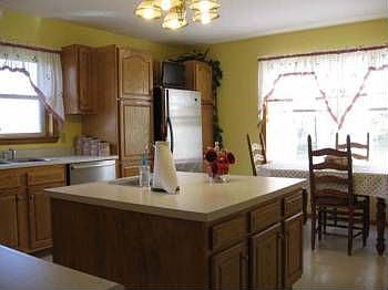 3rd image of 25 Woodworth Meadow Ln