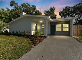 2952 Webley Dr, Largo, FL 33771