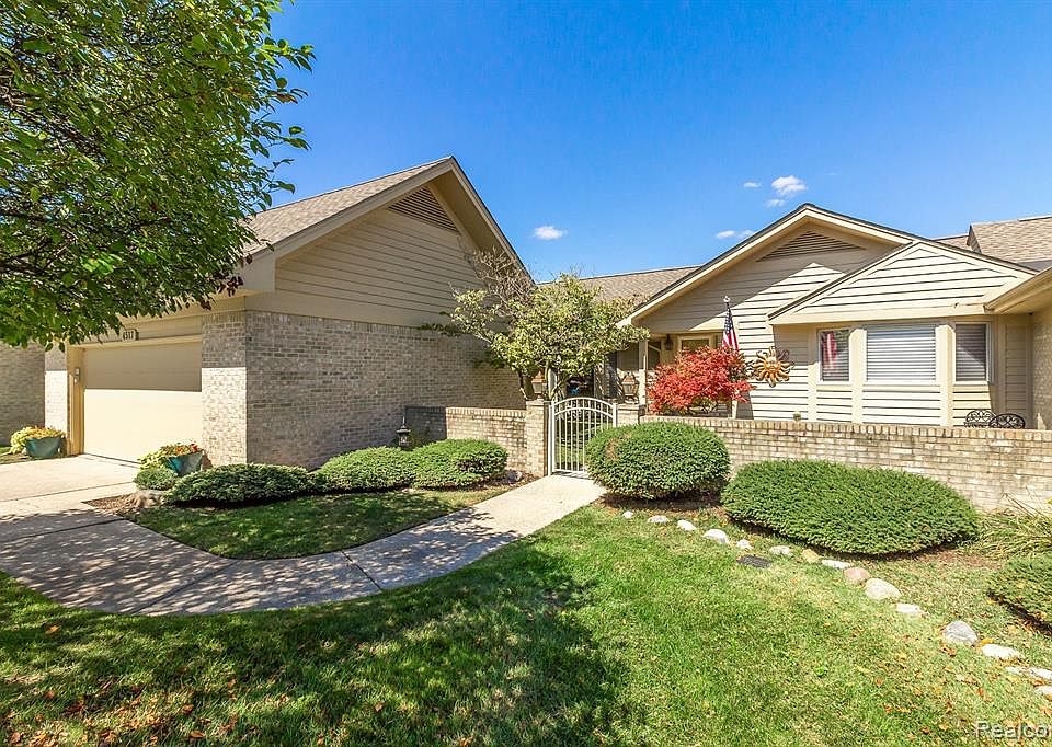 1st image of 4517 Ravenwood Dr